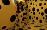 slide IRC.2012.03274 (old number: KUS.Y-D015) showing Yayoi Kusama's installation, Dots Obsession, at the Mattress Factory, 1996.